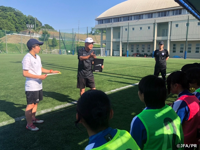 The first edition of 2019 refresher course for female coaches held in Kanagawa 
