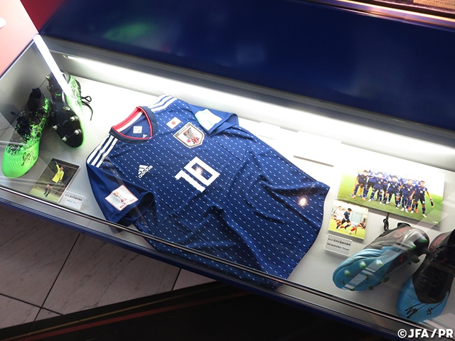 「FIFA U-20 ワールドカップポーランド2019」ユニフォームとシューズを展示～日本サッカーミュージアム～