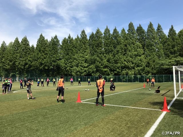The 2nd course of the Goalkeeper Class B Coach Training Course 2019 held in Shizuoka