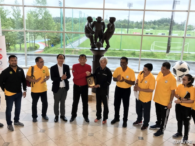 マレーシアサッカー協会の視察団が来日