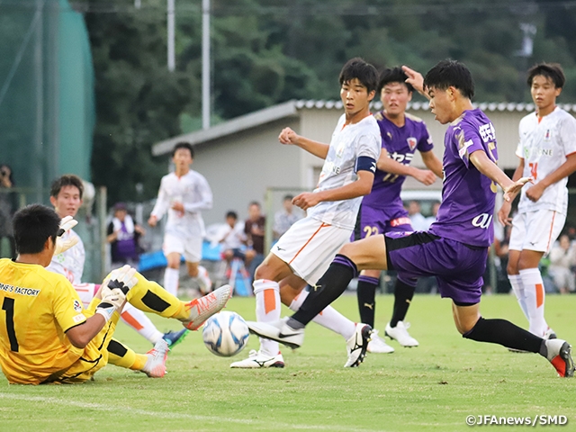 Kyoto earns crucial victory over Ehime to stay in contention for the title race at the 14th Sec. of the Prince Takamado Trophy JFA U-18 Football Premier League WEST