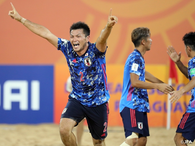 Japan Beach Soccer National Team Win Over Paraguay In Dramatic Fashion Fifa Beach Soccer World Cup Paraguay 19 Japan Football Association