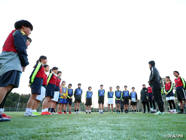 Jfaナショナルトレセン女子u 14 東日本 西日本 12 13 16 メンバー スケジュール Jfa 公益財団法人日本サッカー協会