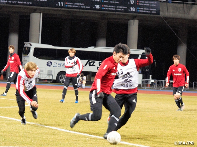 SAMURAI BLUE go over offensive strategies ahead of their match against Korea Republic - EAFF E-1 Football Championship 2019