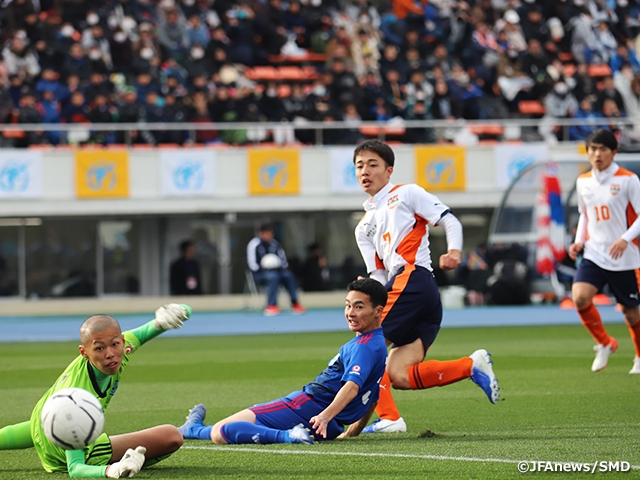 第98回全国高等学校サッカー選手権大会が開幕 2選手がハットトリックを達成し 國學院久我山が大勝 ニュース 高校年代 19 冬の大会特集