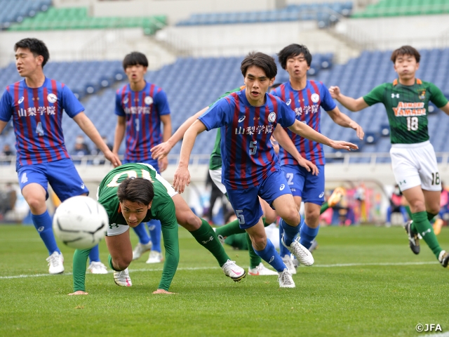 接戦を制した山梨学院が11年ぶりの日本一に輝く 第99回全国高等学校サッカー選手権大会 Jfa 公益財団法人日本サッカー協会