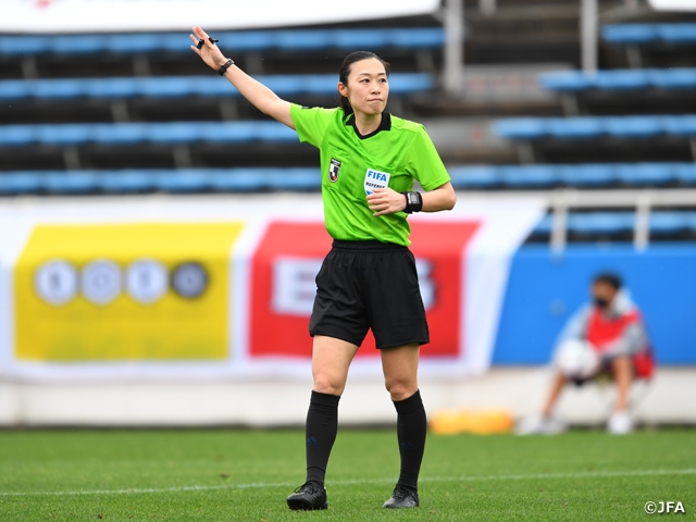 山下良美審判員が女性審判員として初めてｊリーグの主審を担当 Jfa 公益財団法人日本サッカー協会