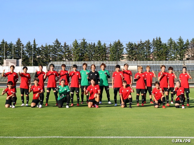 Nadeshiko Japan hold first training session in Sapporo