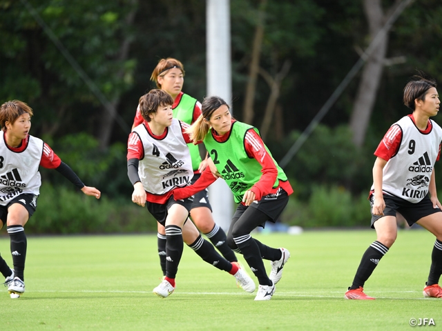 なでしこジャパン候補 集中力高くセットプレーの確認を行う Jfa 公益財団法人日本サッカー協会