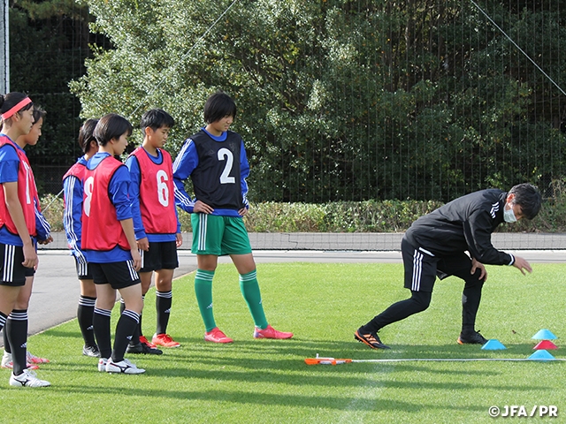 U-15日本女子選抜、JFA夢フィールドでトレーニングキャンプを実施