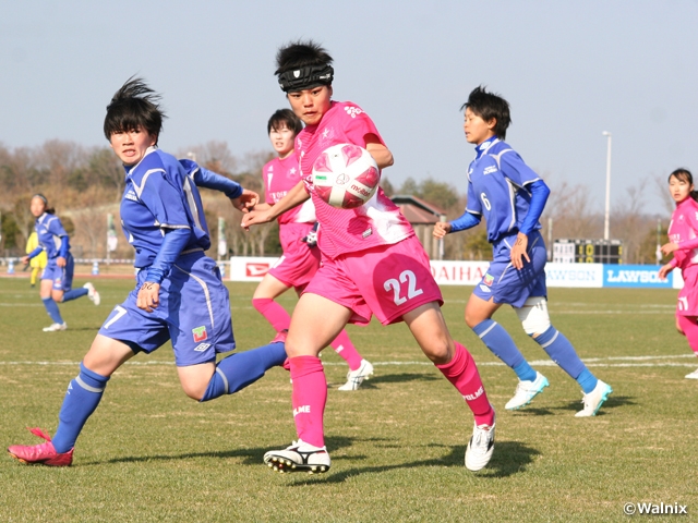 32チームが熱戦を展開　第30回全日本高等学校女子サッカー選手権大会