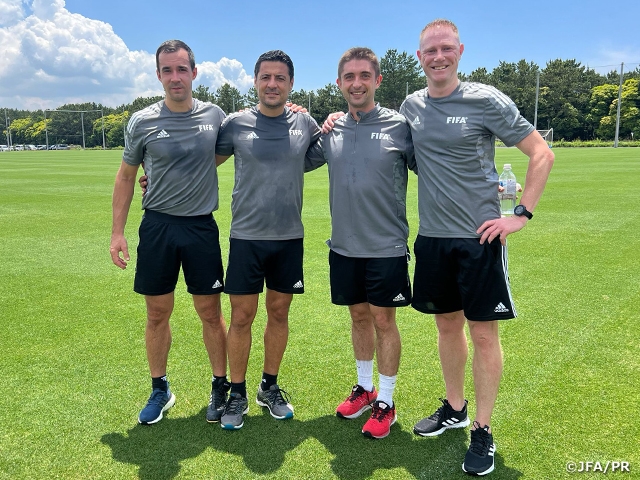 Introduction of the referees in charge of the KIRIN CHALLENGE CUP 2022 match between SAMURAI BLUE and Brazil National Team